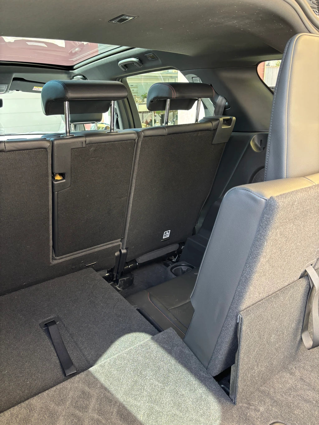 LAND ROVER Discovery Sport R Dyn P200 2.0 Si4 MHEV SE AT9