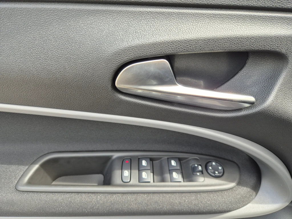 JEEP Avenger 1.2 Turbo MHEV Longitude Business