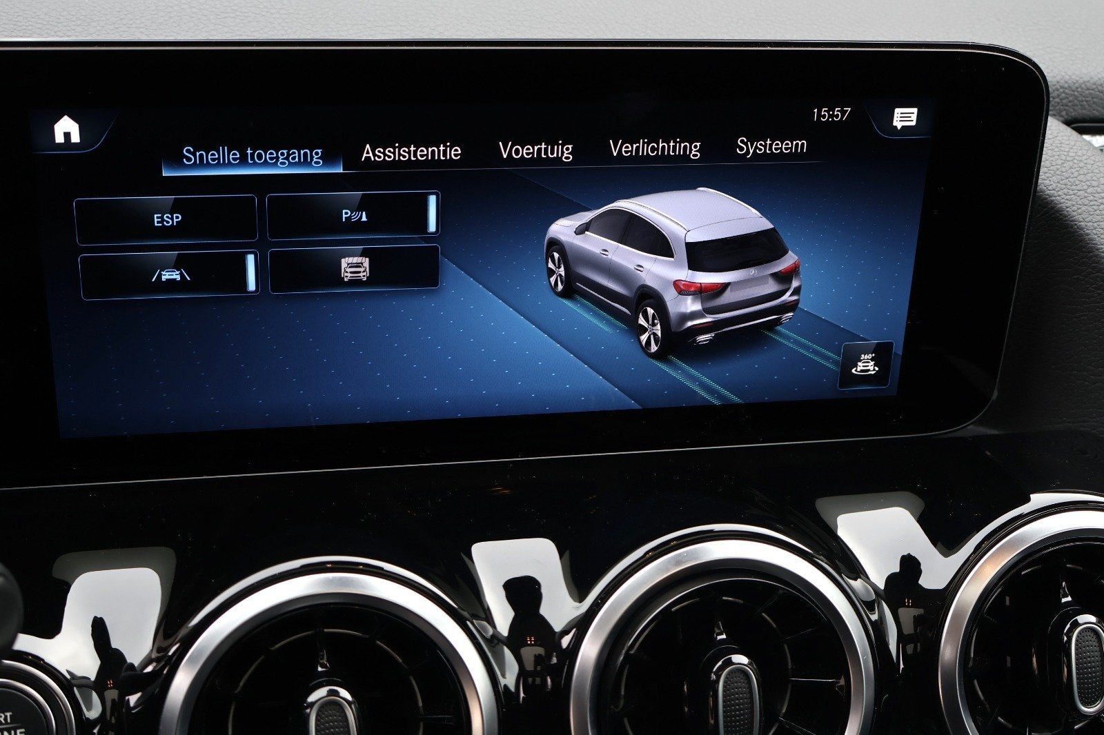 Mercedes-Benz GLA 180 AMG Line