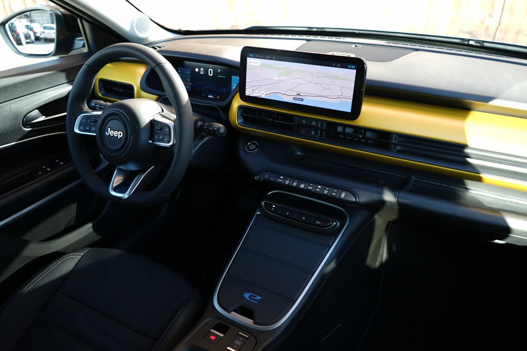 JEEP Avenger 54kWh Summit