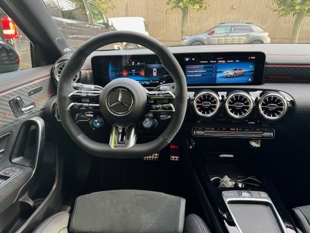 Mercedes-Benz A AMG 45 – 4-Matic