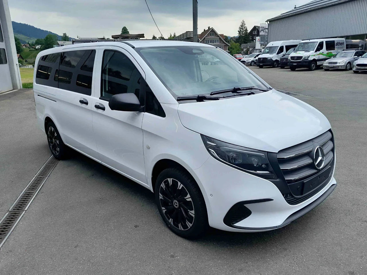 MERCEDES-BENZ Vito 116 CDI KB L 4×4 Family