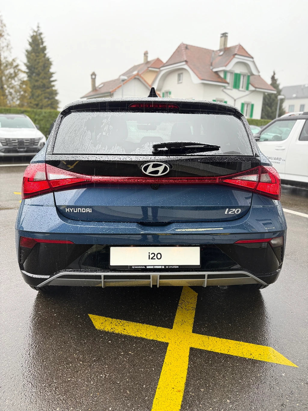 HYUNDAI i20 1.0 T-GDi Amplia DCT