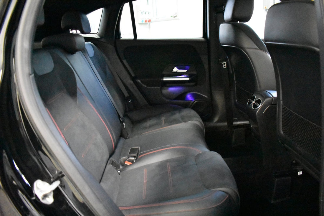 Mercedes-Benz GLA 180d Premium