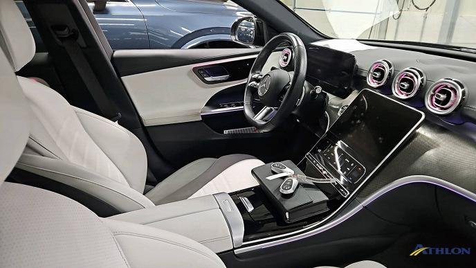 Mercedes-Benz C 300e AMG Line