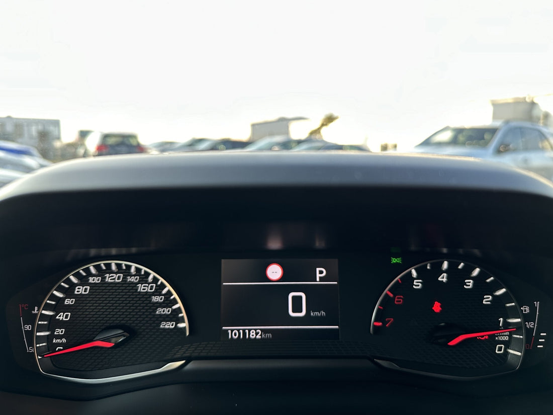 Peugeot 2008 1.2 Active Business