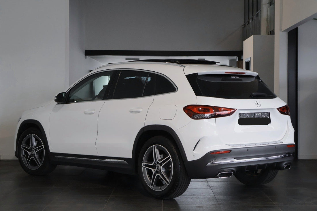 Mercedes-Benz GLA 180 AMG Line