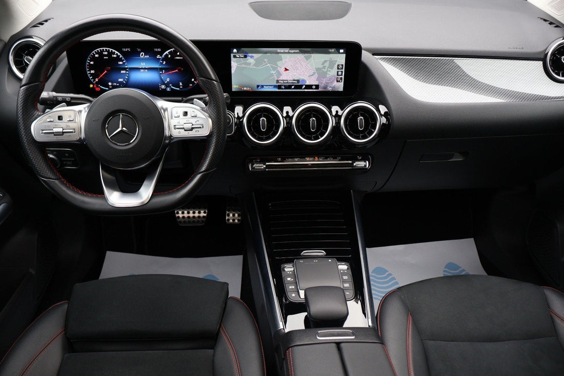 Mercedes-Benz GLA 180 AMG Line