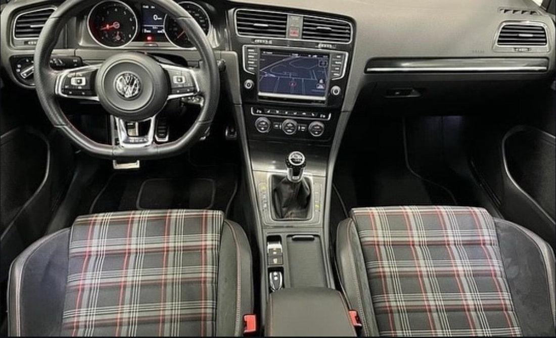 VOLKSWAGEN GOLF 2.0