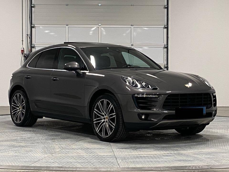 Porsche Macan S