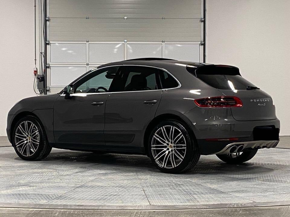 Porsche Macan S