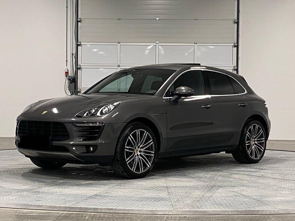 Porsche Macan S
