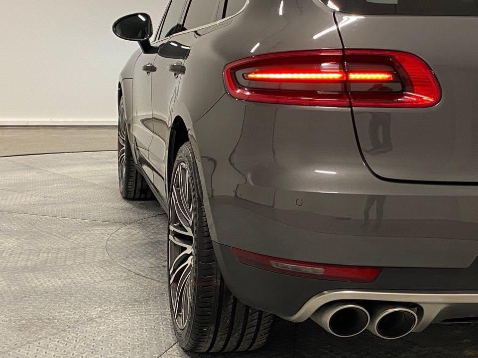 Porsche Macan S