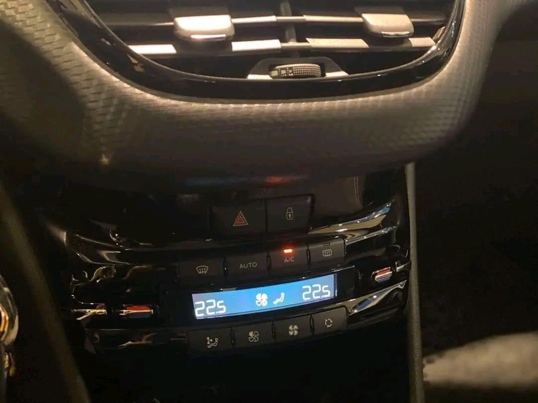 Peugeot 2008 1.2 / PureTech