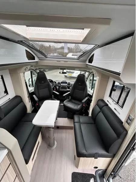 Adria Compact Supreme DL 7.500 

Marque:Adria Compact Supreme Dl 7.500 de réduction