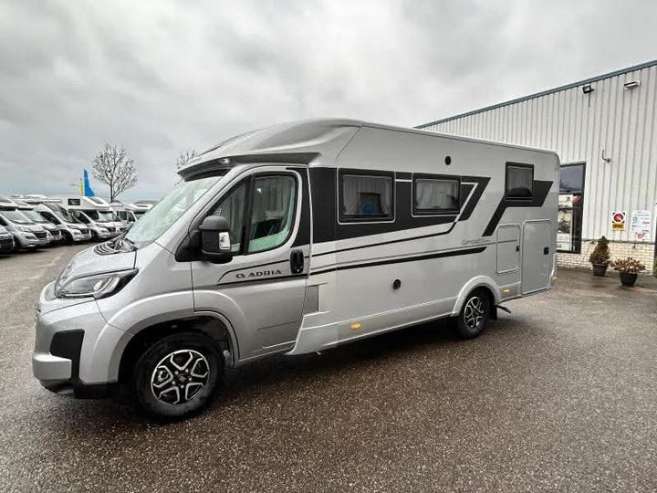 Adria Compact Supreme DL 7.500 

Marque:Adria Compact Supreme Dl 7.500 de réduction