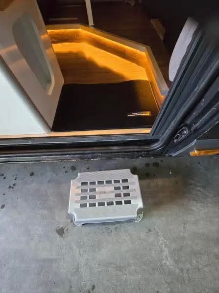 Peugeot Boxer B.J. 2018 con techo de aire acondicionado