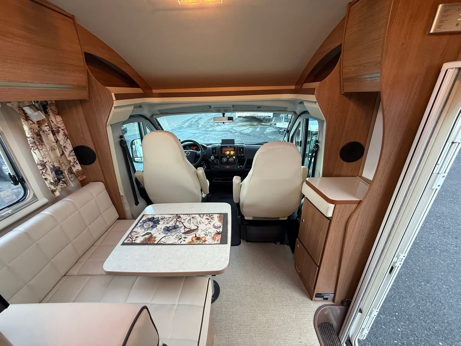 Eura Mobile !!! PB 509 FB - 2 batteries pour salon - nouvelle chaîne stéréo - recharge sans fil pour téléphone portable