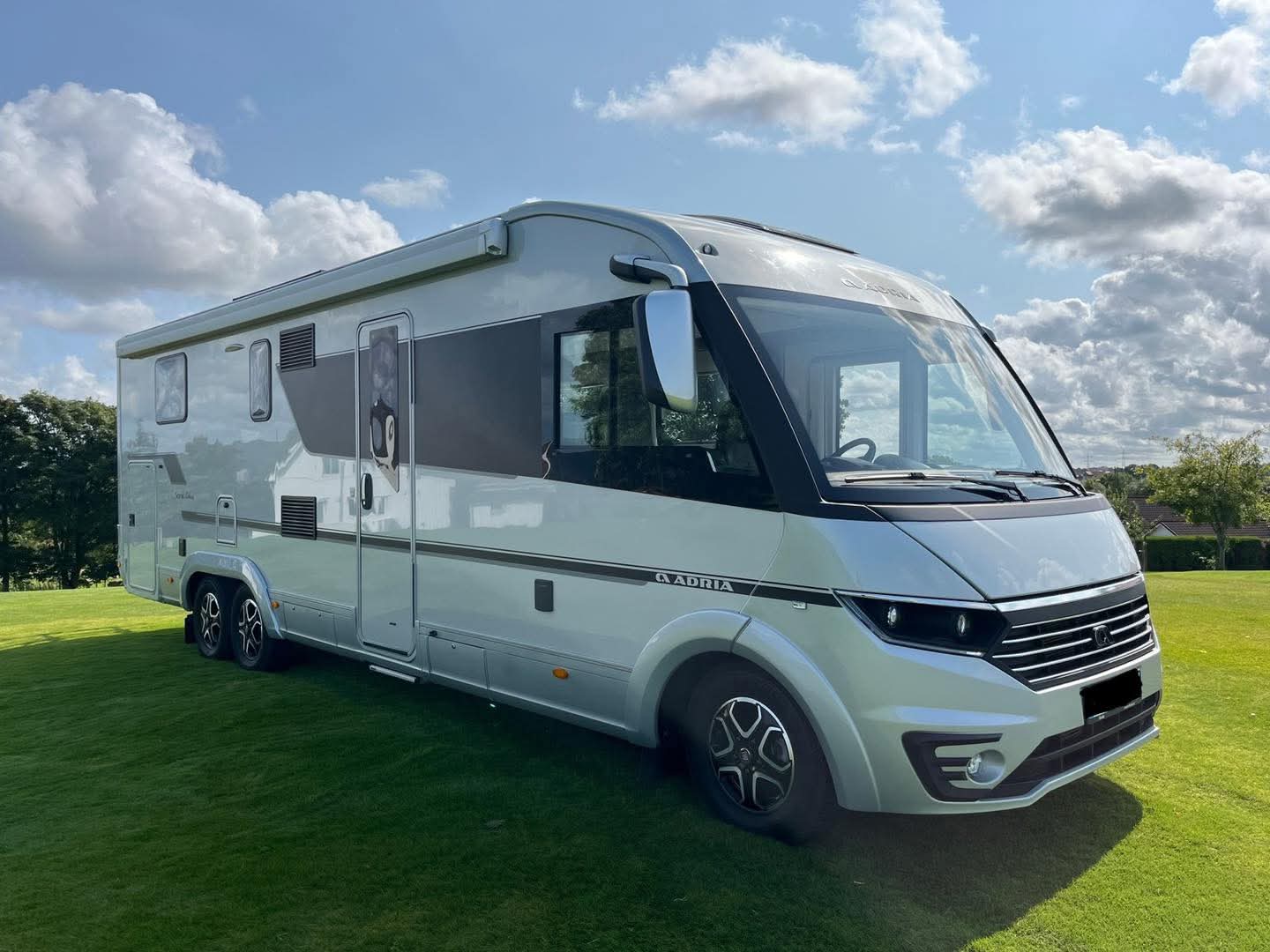 Adria Sonic Supreme 810 SC