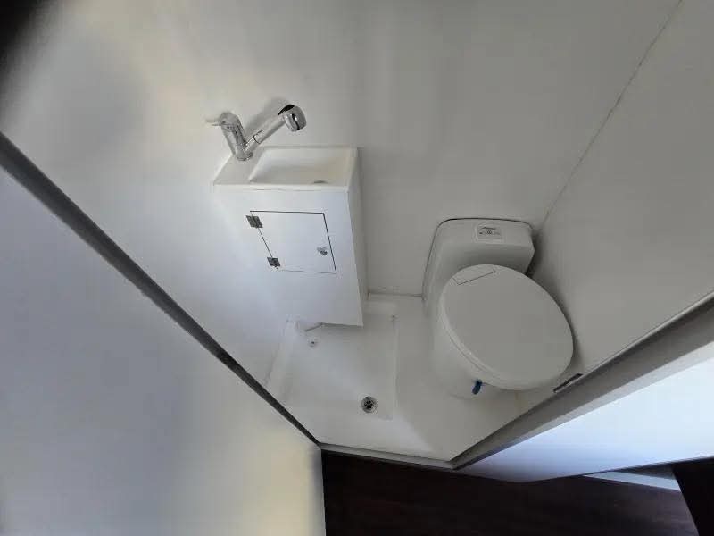 Peugeot Boxer B.J. 2018 con techo de aire acondicionado