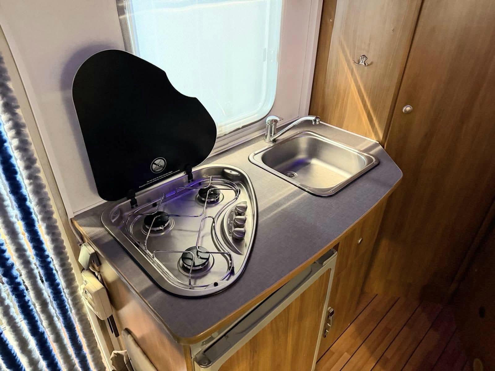 Rimor solaire/camping-car/auvent/TV/4 personnes