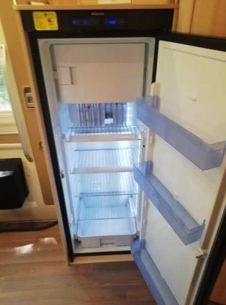 Bürstner Ixeo Time 734 avec grand panneau solaire