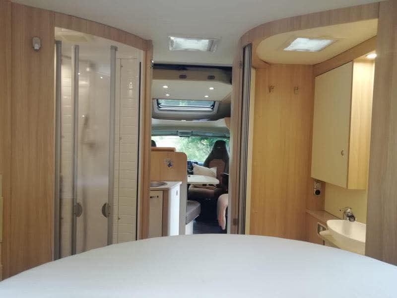 Bürstner Ixeo Time 734 avec grand panneau solaire