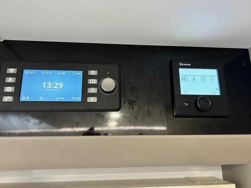 Adria Compact Supreme DL 7.500 

Marque:Adria Compact Supreme Dl 7.500 de réduction