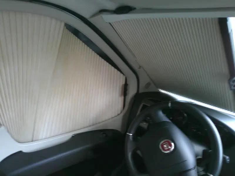 Marque:Bürstner T 727, toutes options