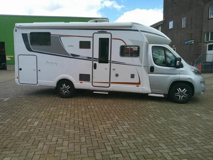 Marque:Bürstner T 727, toutes options