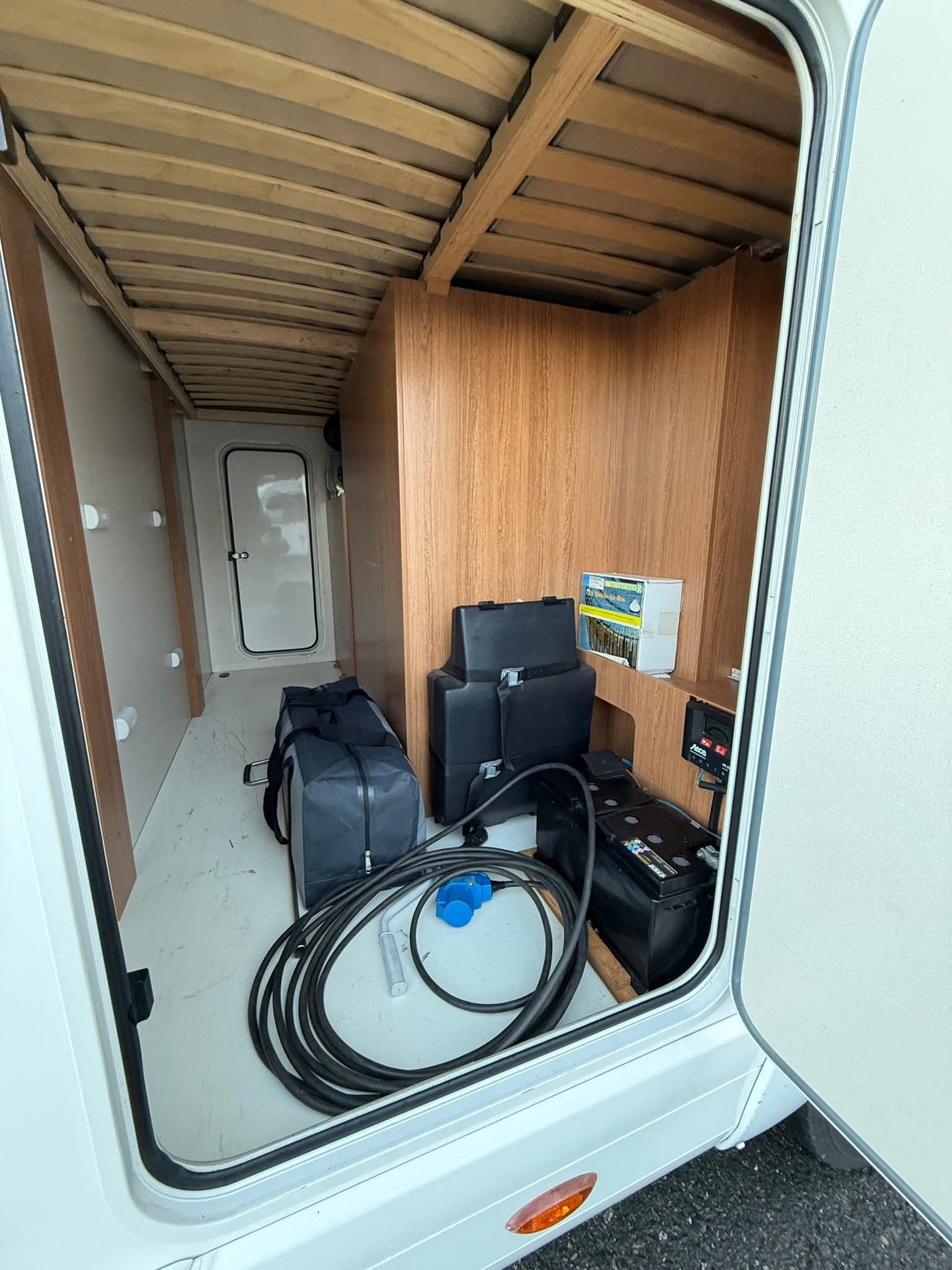 Eura Mobile !!! PB 509 FB - 2 batteries pour salon - nouvelle chaîne stéréo - recharge sans fil pour téléphone portable