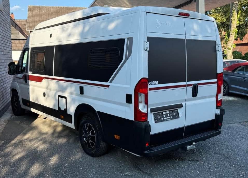 Pilote V630J toit ouvrant / couchage longitudinal