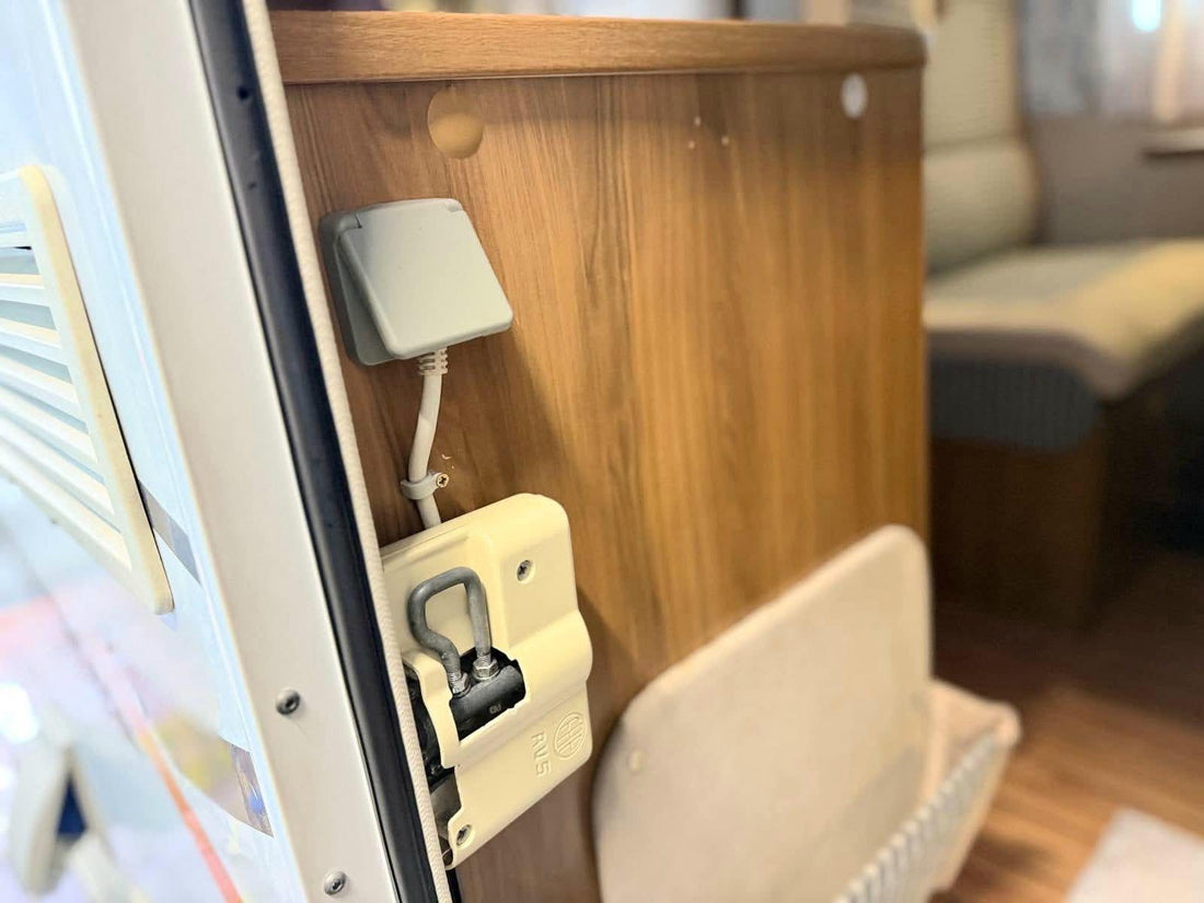 Rimor solaire/camping-car/auvent/TV/4 personnes