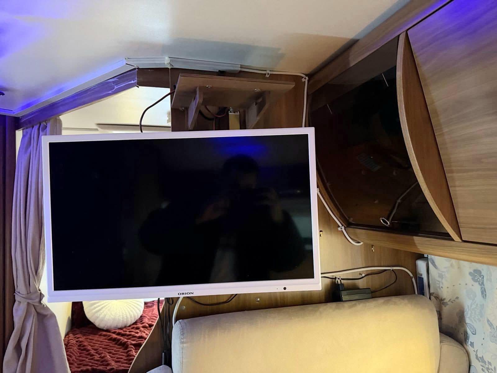 Rimor solaire/camping-car/auvent/TV/4 personnes