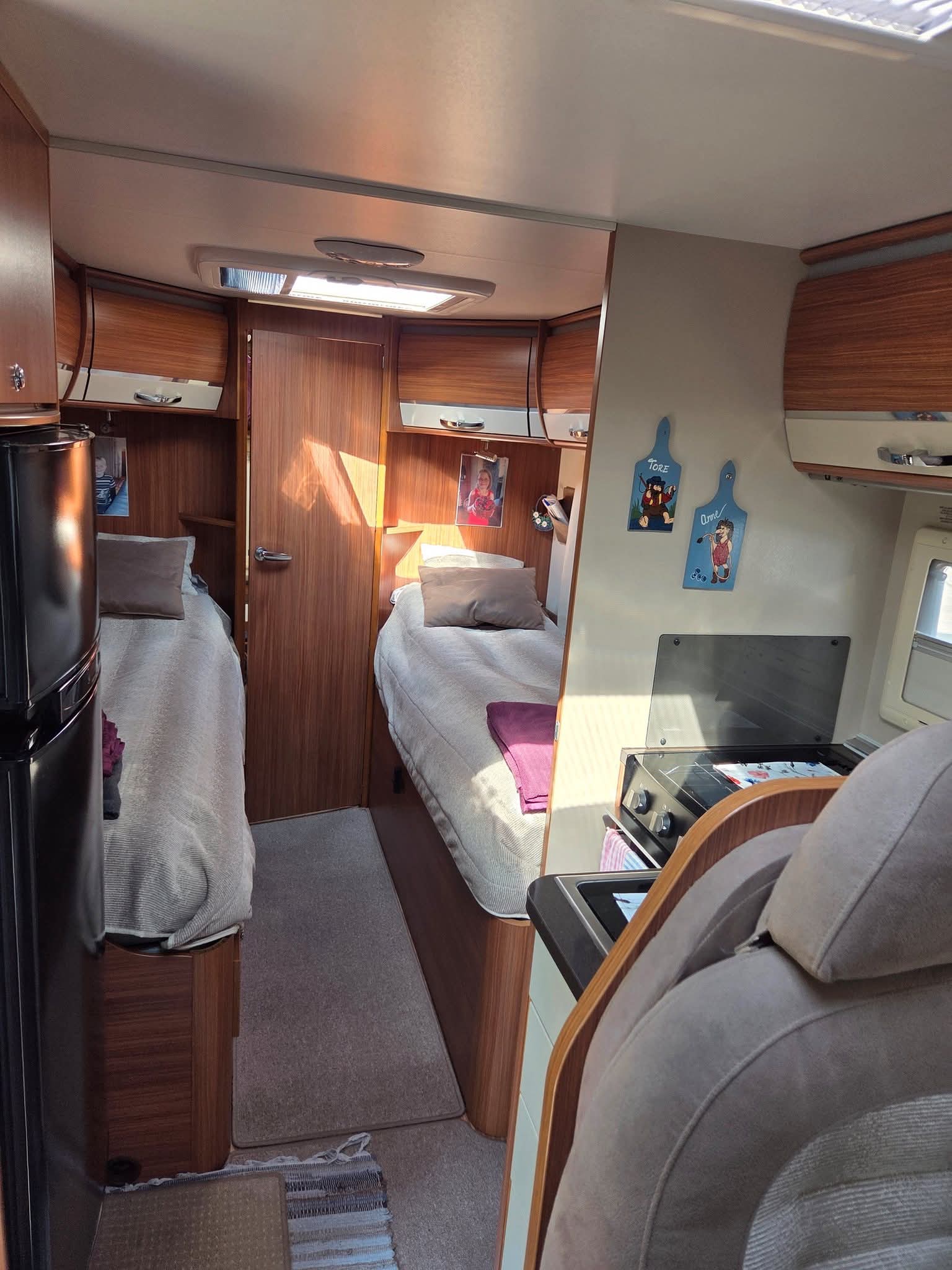 Adria Coral 670slt