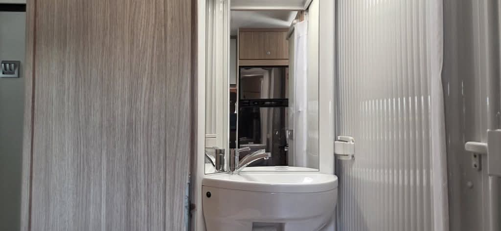 Sunlight T67 – année de fabrication 2020 - nouvelle courroie de distribution - i.s.t.z. pneus - 83710km - 140cv.