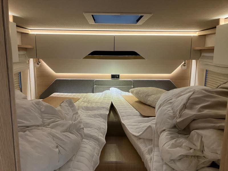 Hymer BMC-T 680 + SYSTÈME DE NIVEAU AUTOMATIQUE