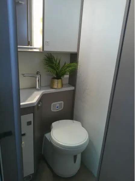 Marque:Bürstner T 727, toutes options