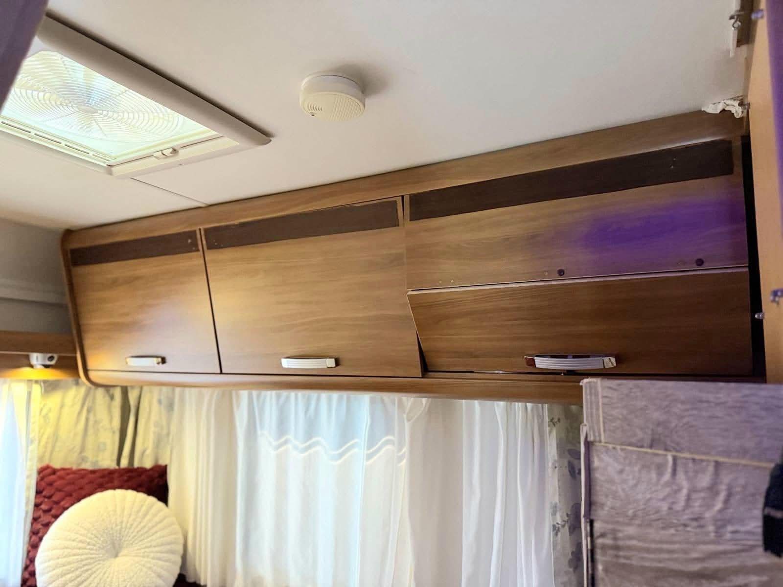 Rimor solaire/camping-car/auvent/TV/4 personnes