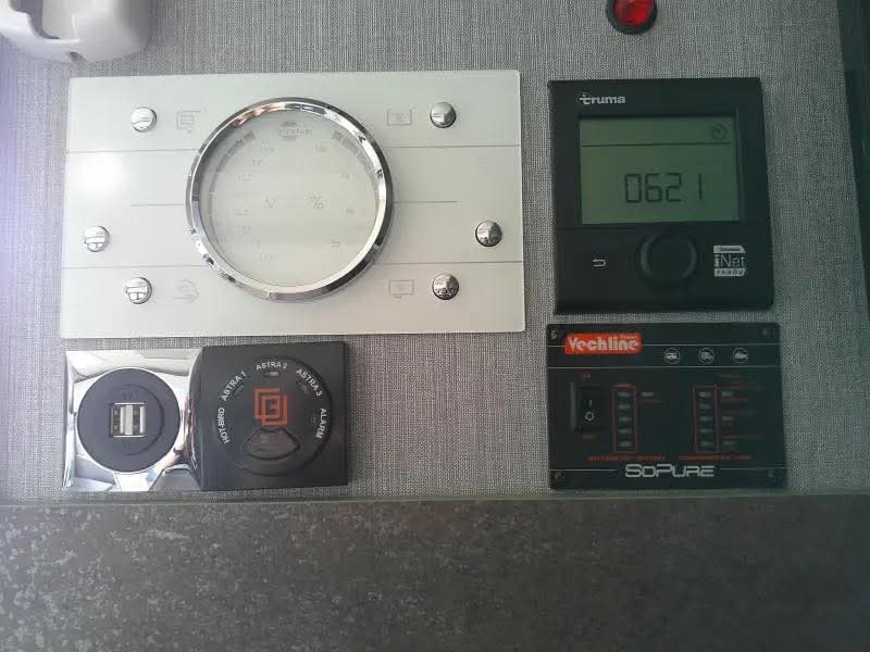 Marque:Bürstner T 727, toutes options