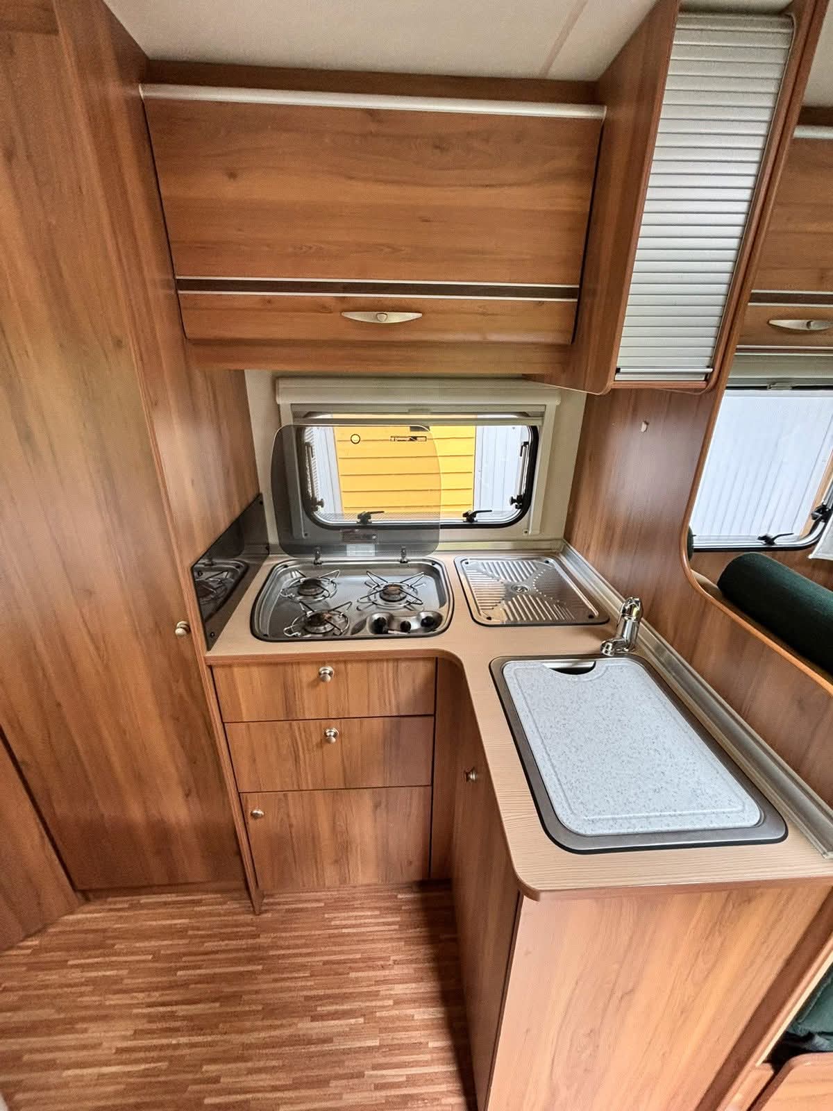 Bürstner Nexxo T660