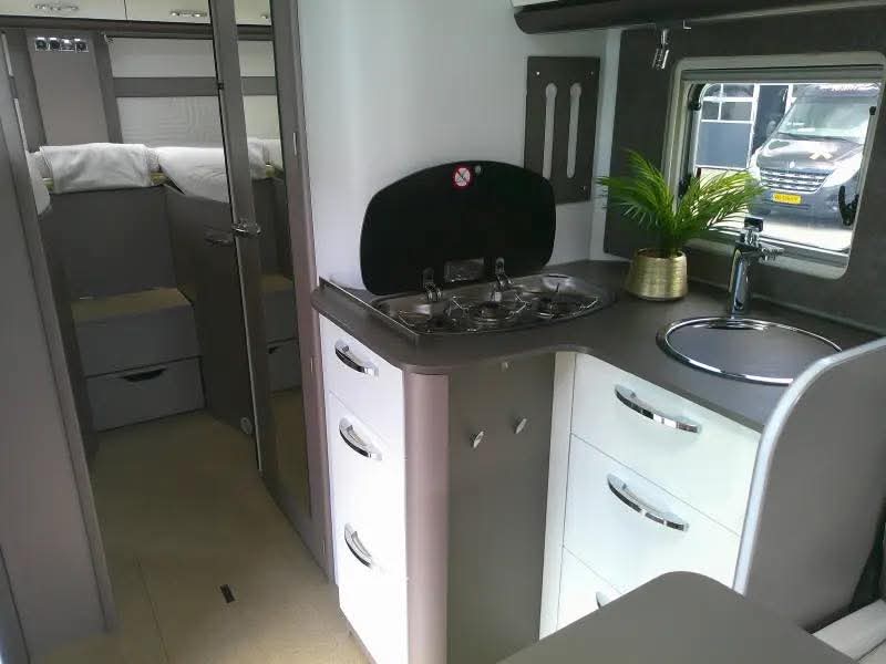 Marque:Bürstner T 727, toutes options